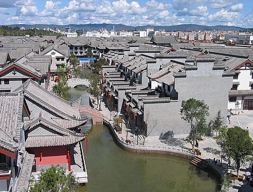逃离豪宅大厦5