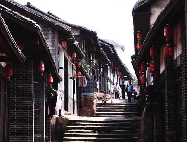 琼州海峡春运前三天运送旅客超34万人次 同比增加45.8%
